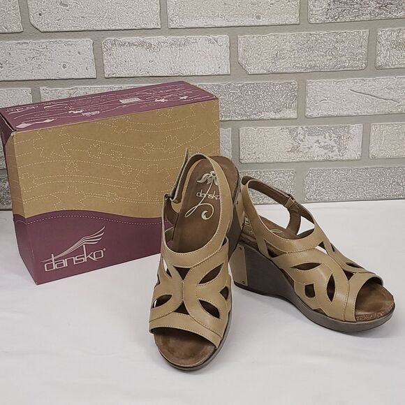 Dansko Felicia Antique Full Grain Wedge Sandal Size 38 - Picture 2 of 13